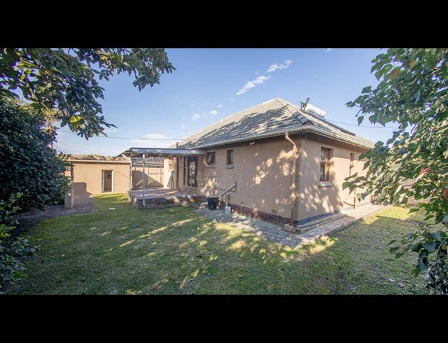 4 BEDROOM HOUSE TO LET IN BAYSVILLE